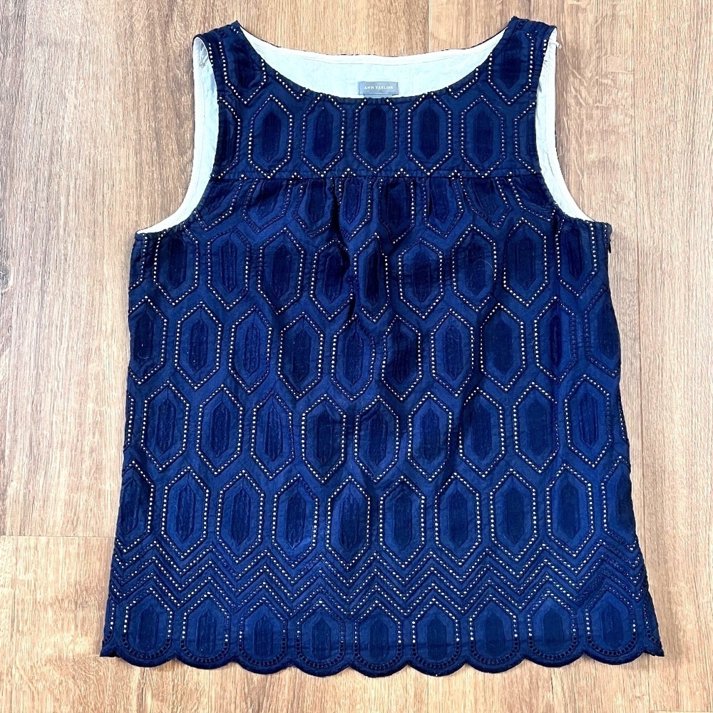 Ann Taylor Navy Eyelet Tank Sz 6